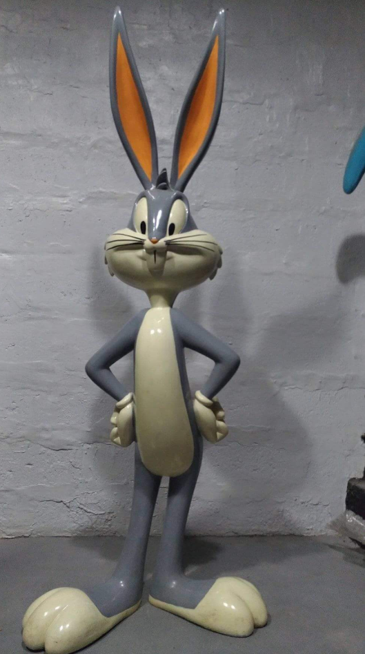 BUGS BUNNY Custom Statue Life Size