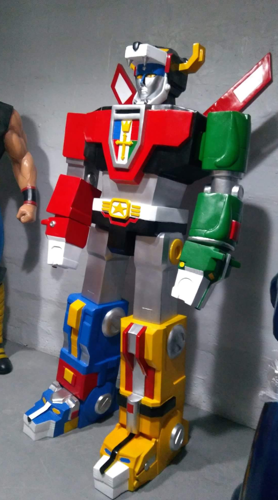 VOLTRON LIONS ROBOT LIFE SIZE statue