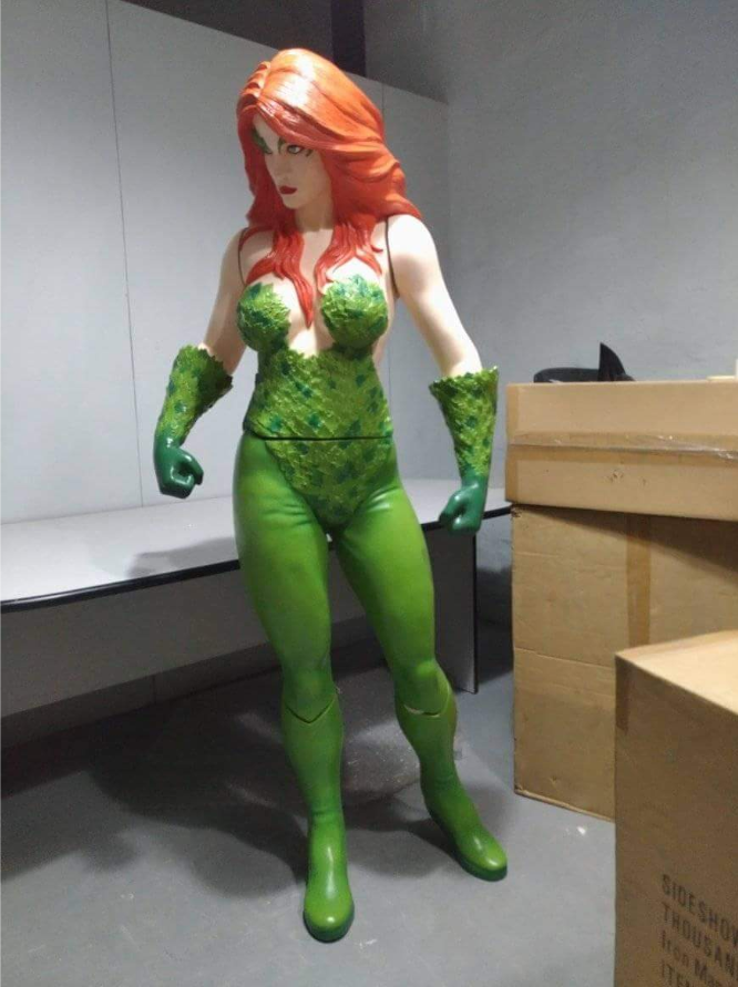 POISON IVY FROM BATMAN COMICS UMA life size custom statue