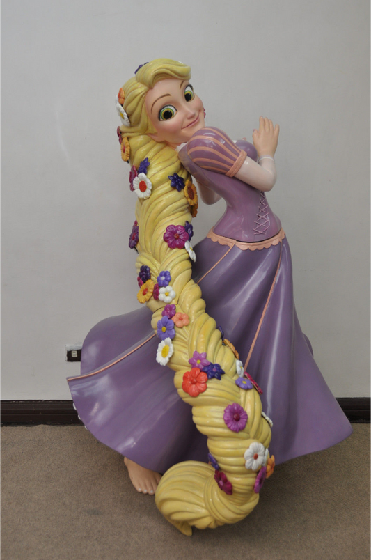 RAPUNZEL TANGLED LIFE SIZE 1/1 SCALE CUSTOM STATUE